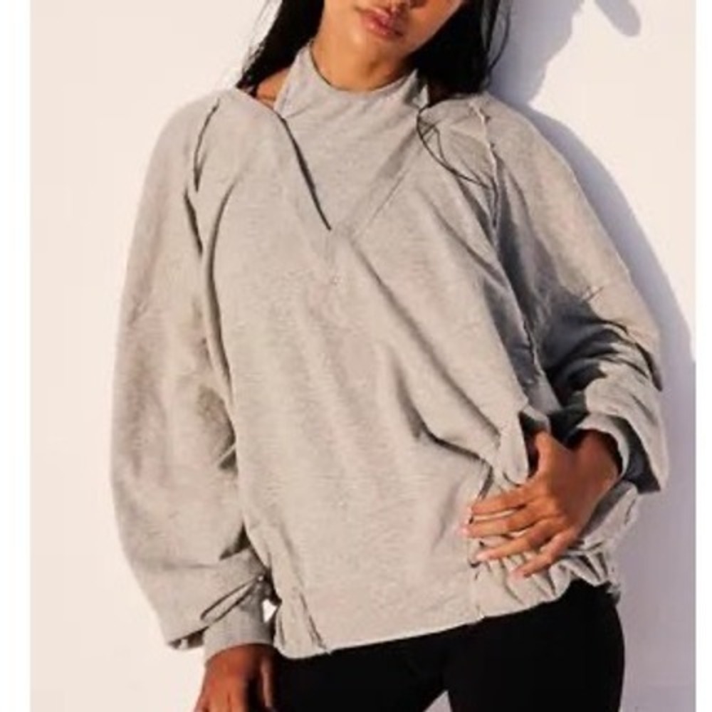 Free People Movement Grey Halter Neck V-Neck Sweatshirt Pullover OB1054705 mm